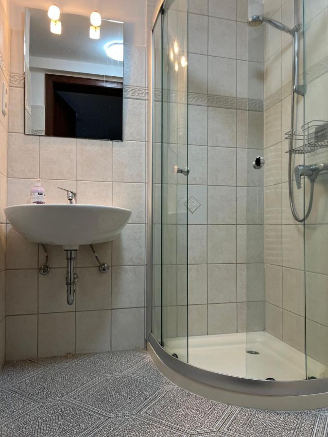 Hummelglueck - Ferienwohnung Mit Terrasse In 30 Min In Hh City Bendestorf ภายนอก รูปภาพ